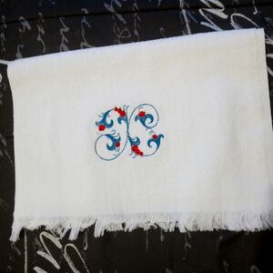 1888 Mills Fingertip Towel Fringed w/Berry Font Embroidery Monogram X (1)